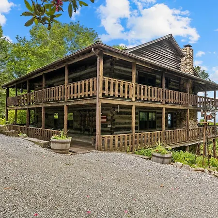 Logs Of Luxury Cabin